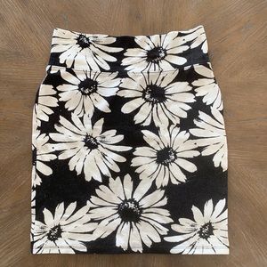 4/$10 Forever 21 mini skirt size small